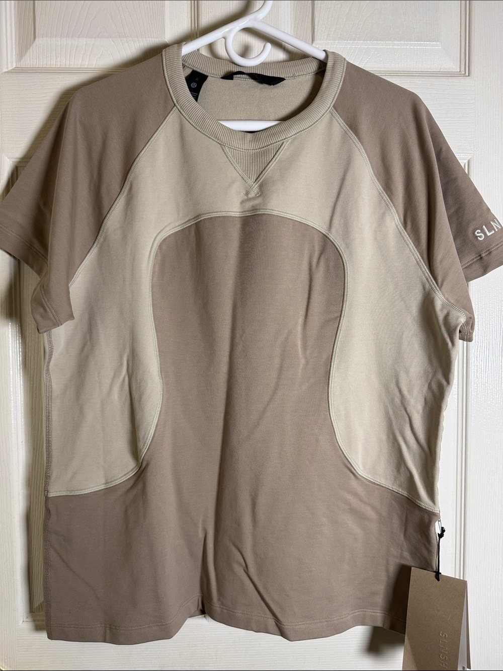 lululemon athletica Two-Tone Tan & Cream Panel Short Sleeve Sweatshirt